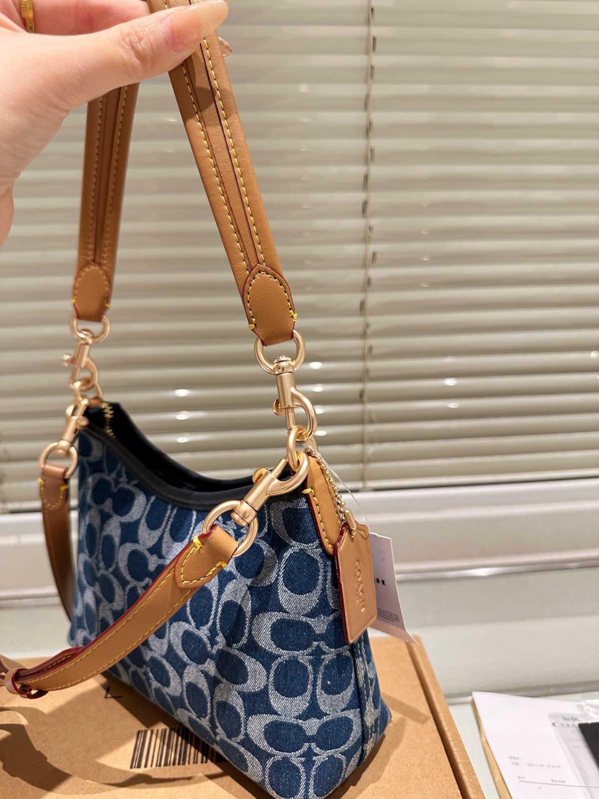 【今日特価】COACH Mini Rogue Bag（クーチ ミニ ローグ バッグ）