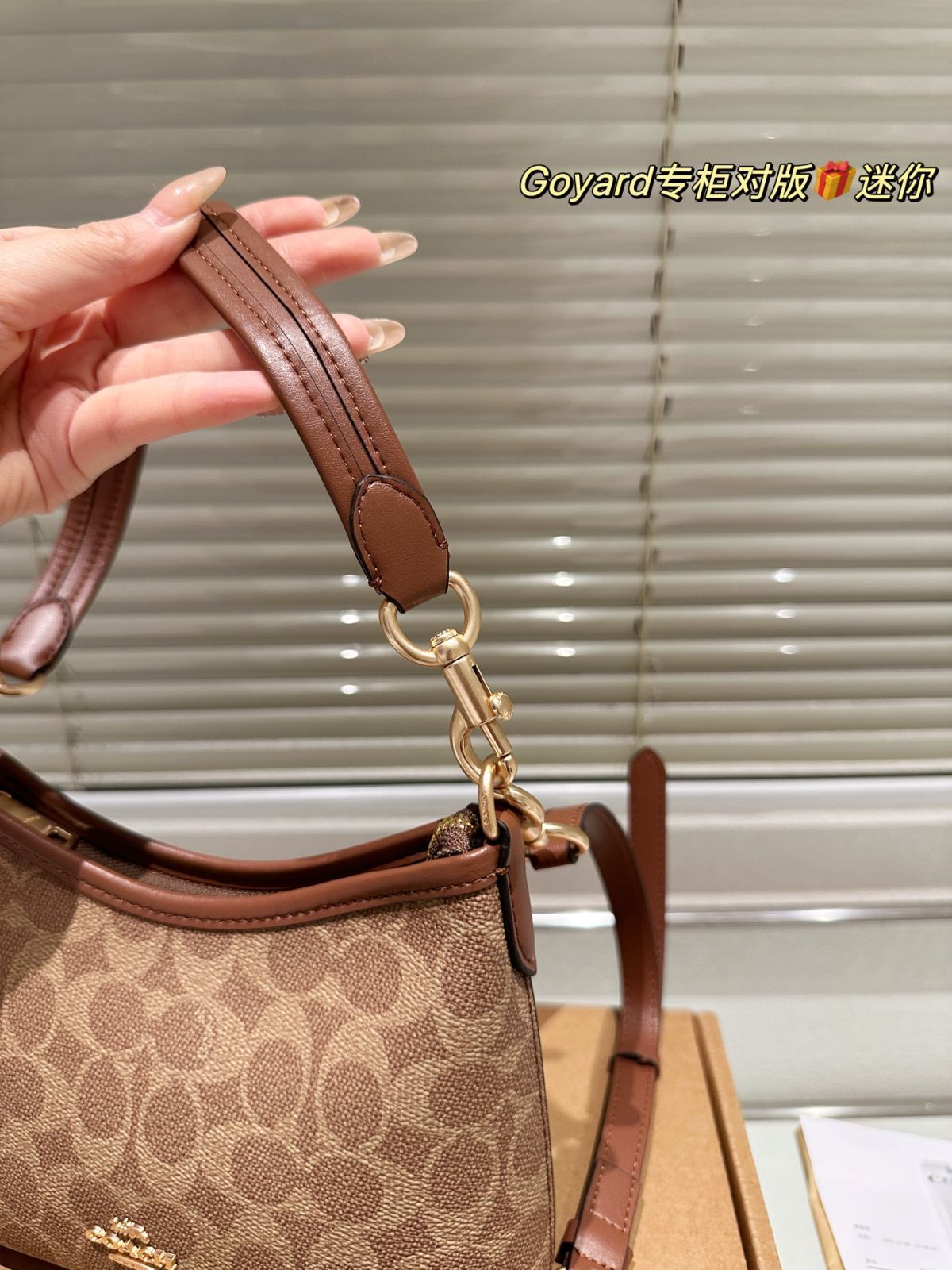 【今日特価】COACH Mini 流浪包（クーチ ミニ ローヤル バッグ）
