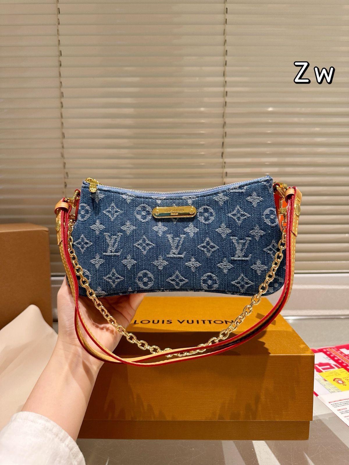 【今日特価】Lv Pochette Monogram Handbag(リヴ ポシェット モノグラム ハンドバッグ) 【今日特価】Lv Pochette Monogram Handbag(リヴ ポシェット モノグラム ハンドバッグ)