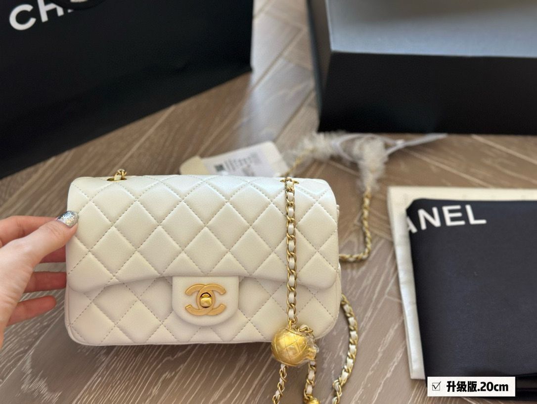 【今日特価】Chanel Gold Ball CF17 Bag (Black) - シャネル ゴールドボール CF17 バッグ(ブラック) 【今日特価】Chanel Gold Ball CF17 Bag (Black) - シャネル ゴールドボール CF17 バッグ(ブラック)