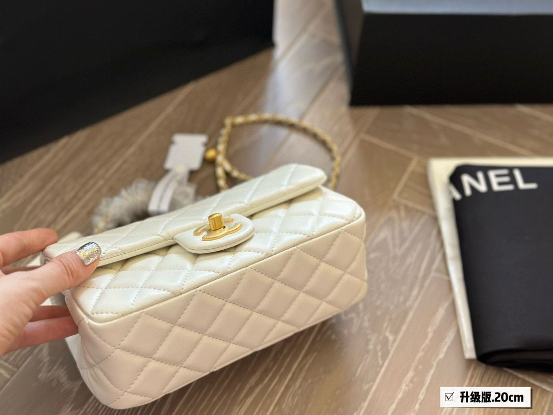 【今日特価】Chanel Gold Ball CF17 Bag (Black) - シャネル ゴールドボール CF17 バッグ(ブラック) 【今日特価】Chanel Gold Ball CF17 Bag (Black) - シャネル ゴールドボール CF17 バッグ(ブラック)