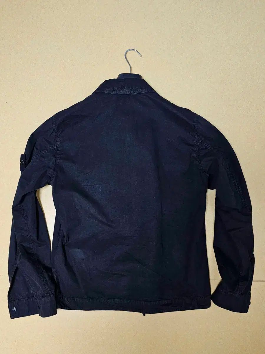 STONE ISLAND ストーンアイランド オーバーサイズシャツ ブラック 26SS Sサイズ 出品 STONE ISLAND ストーンアイランド オーバーサイズシャツ ブラック 26SS Sサイズ 出品