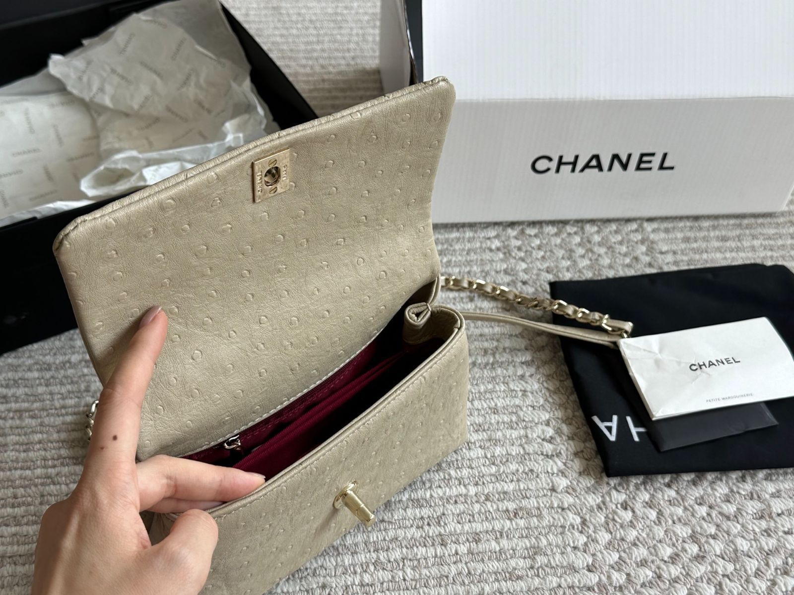 【今日特価】Chanel Coco Handle Bag (22cm) - シャネル ココ ハンドル バッグ 【今日特価】Chanel Coco Handle Bag (22cm) - シャネル ココ ハンドル バッグ