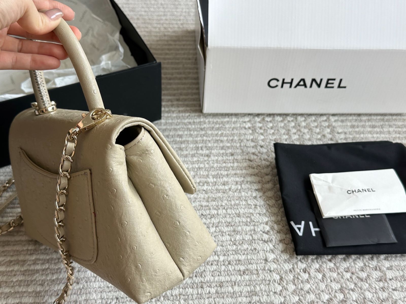 【今日特価】Chanel Coco Handle Bag (22cm) - シャネル ココ ハンドル バッグ 【今日特価】Chanel Coco Handle Bag (22cm) - シャネル ココ ハンドル バッグ