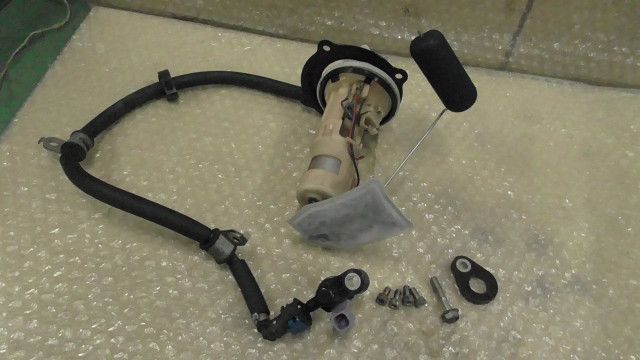 マジェスティS　SG28J-013xxx　の　燃料ポンプ:#1780625291