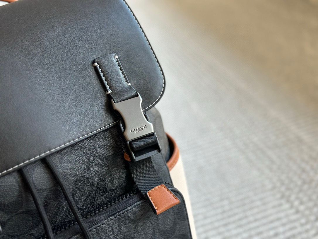 【今日特価】Coach Track 2021 New Design ダブルショルダーバッグ