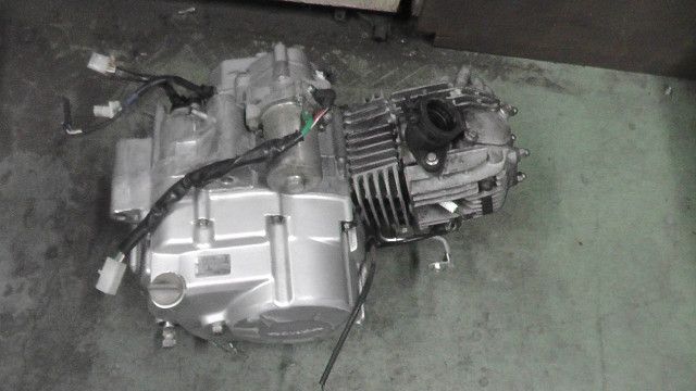 カブ50　AA04-1024xxx　の　エンジン　:#1780635946