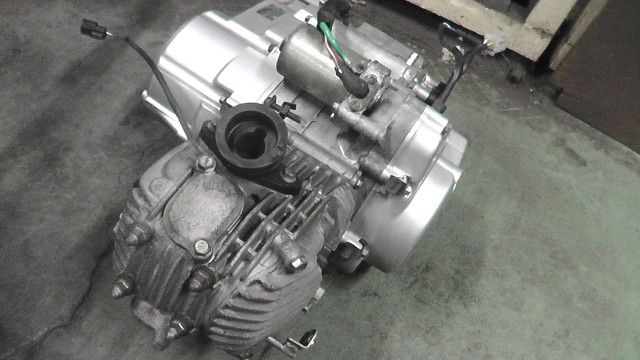 カブ50　AA04-1024xxx　の　エンジン　:#1780635946