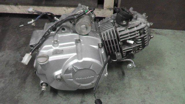 カブ50 AA04-1024xxx の エンジン :#1780635946