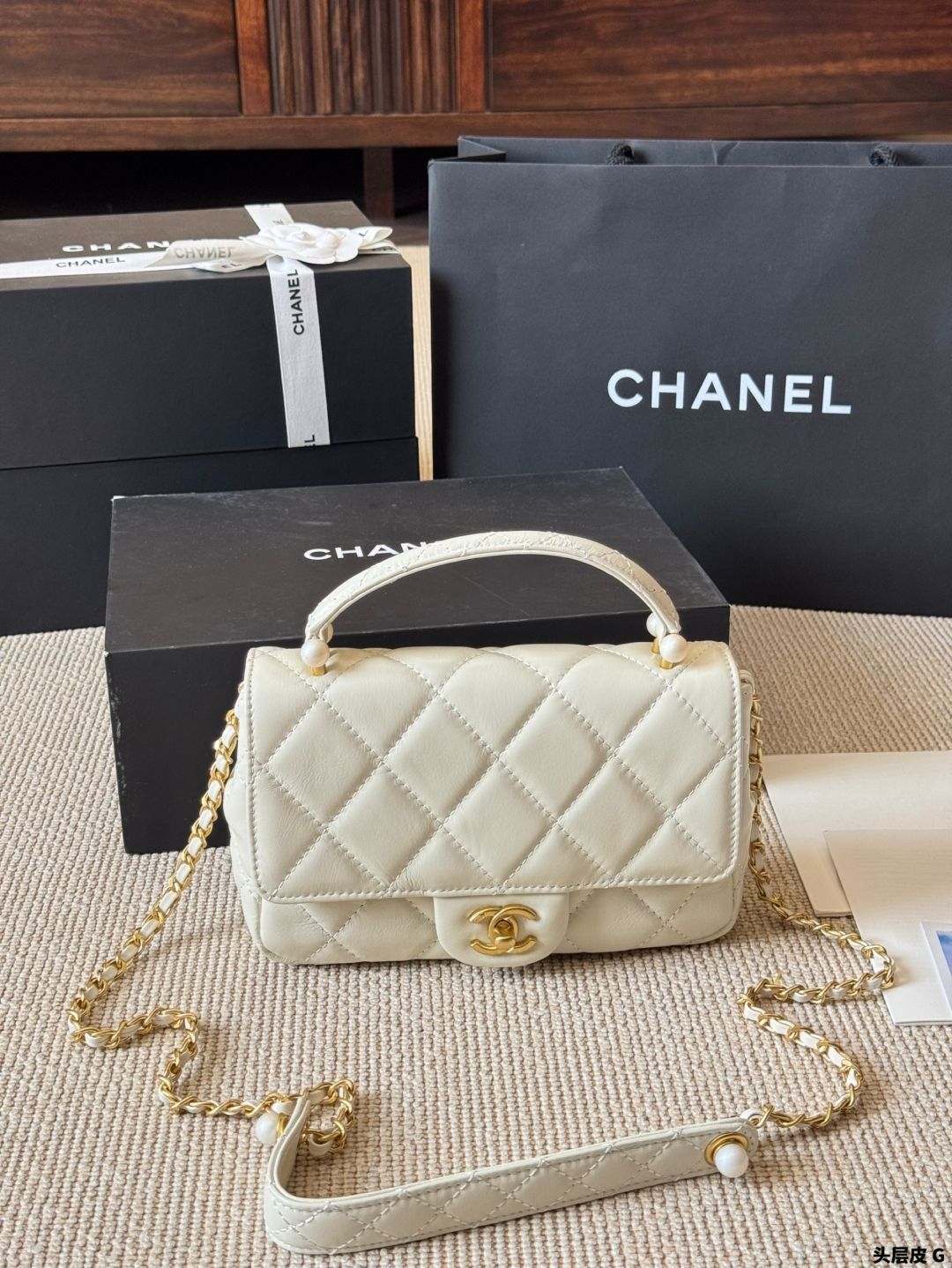 【今日特価】Vintage Chanel CF Tote ヴィンテージシャネル CF トートバッグ 【今日特価】Vintage Chanel CF Tote ヴィンテージシャネル CF トートバッグ