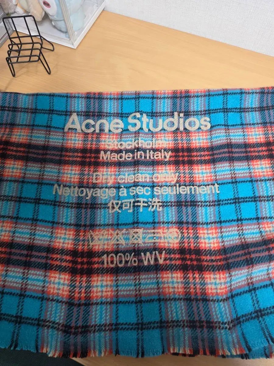 Acne Studios チェック ウール マフラー