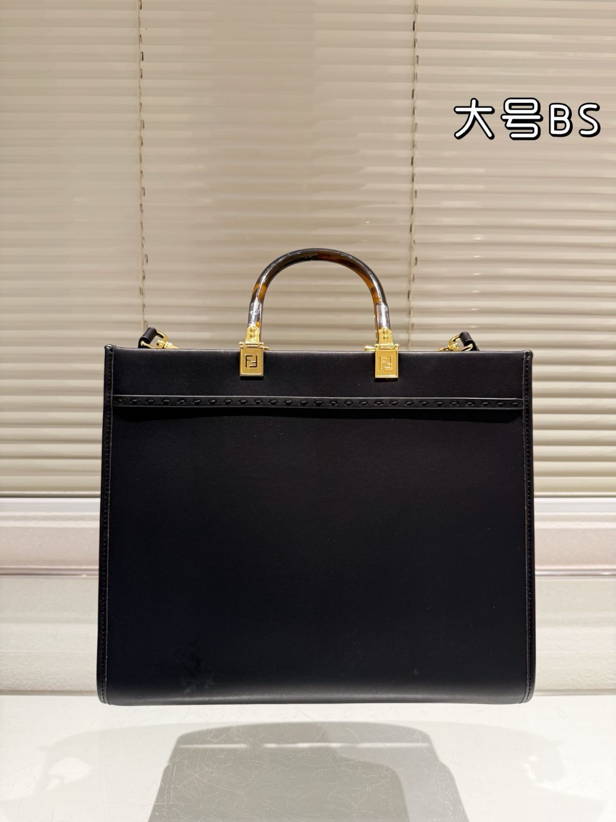 【今日特価】Fendi Logo Tote Bag フェンディ ロゴ トートバッグ