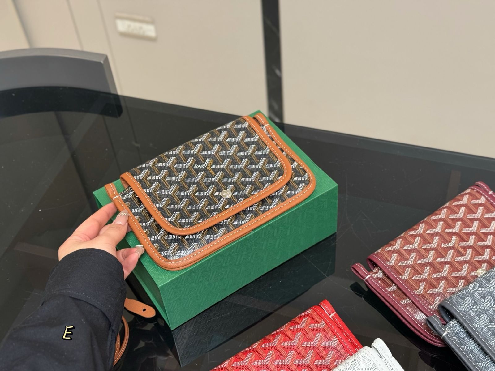 【今日特価】Goyard Envelope Bag グヤール エンベロープバッグ 【今日特価】Goyard Envelope Bag グヤール エンベロープバッグ