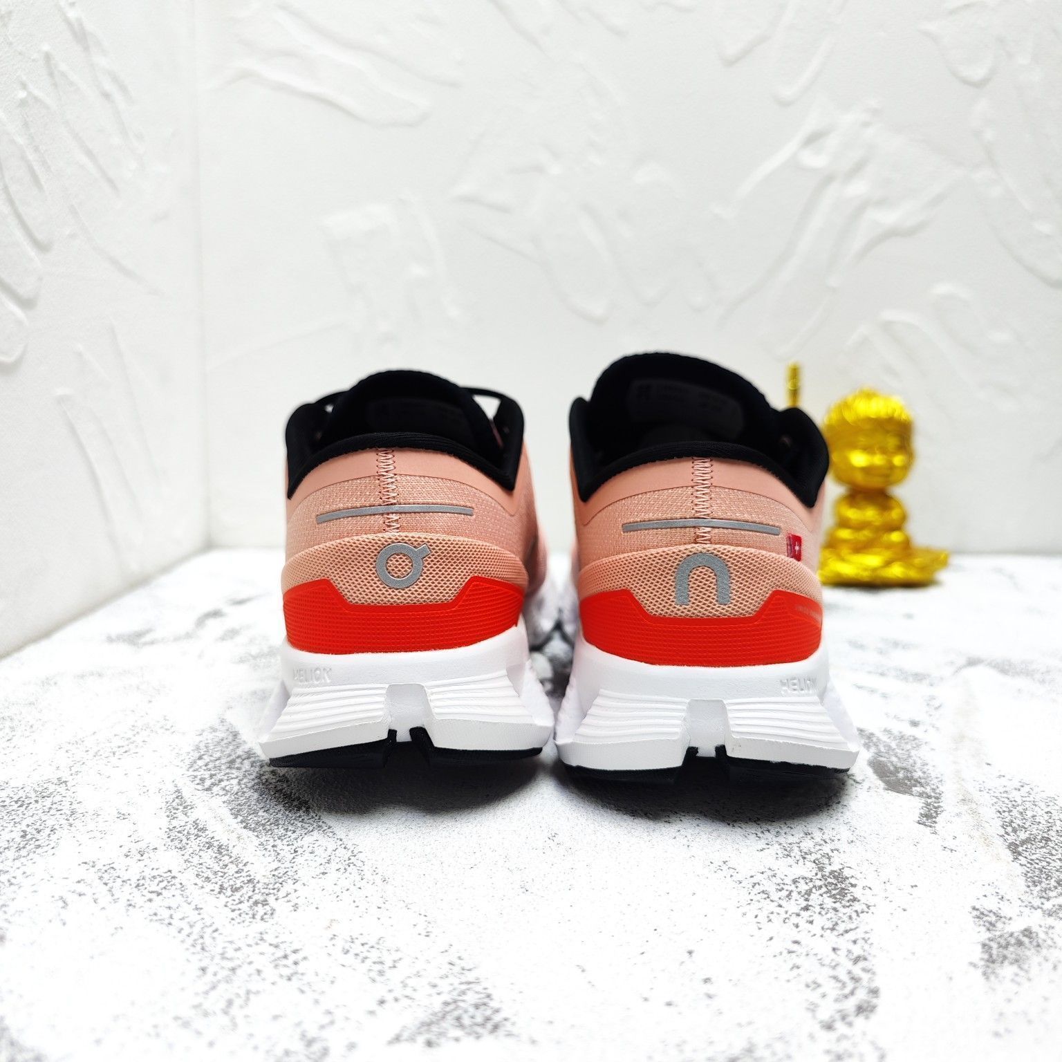 On Cloud X3 Sneakers オン クラウドX3 ジョギング スポーツ トレーニング ランニングシューズ メンズ レディース スニーカー タウンユース 新品 未使用 ピンク