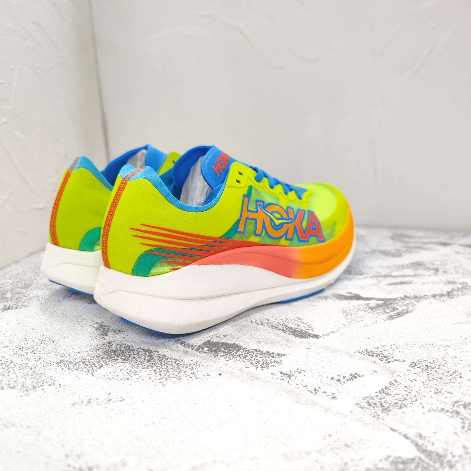 HOKA ROCKET X ホカ ロケット X ランニングシューズ メンズ　レディース　イエロー　オレンジ