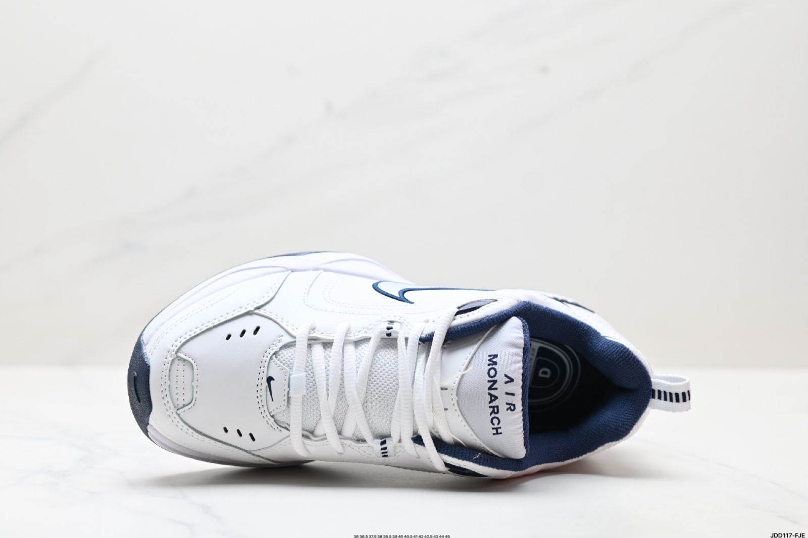 Nike Air Monarch IV（ナイキ エア モナーク IV）　皮革製 日常にマッチしやすく 減震・滑り止め ローカットのライフスタイルレジャーシューズ