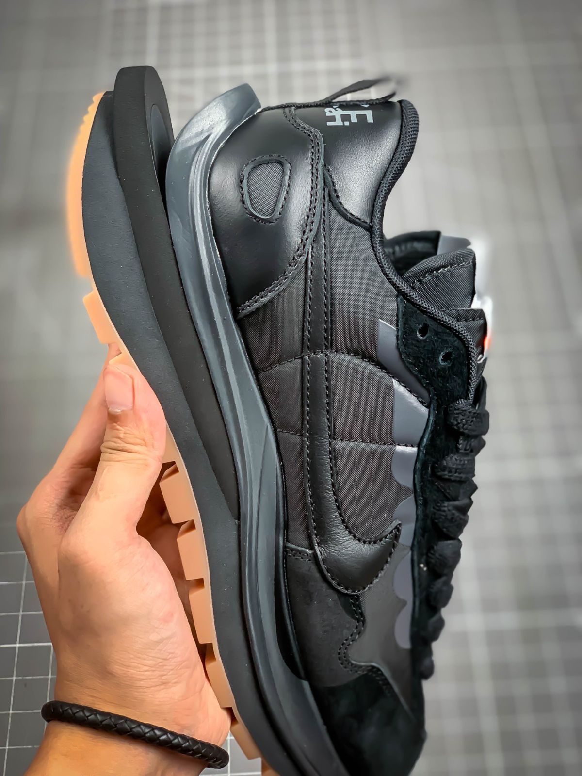全新未使用nike sacaiスニーカー スニーカーサンダルブーツモカシンドレス/ピジネス長靴/レインシューズデッキシューズ 全新未使用nike sacaiスニーカー スニーカーサンダルブーツモカシンドレス/ピジネス長靴/レインシューズデッキシューズ