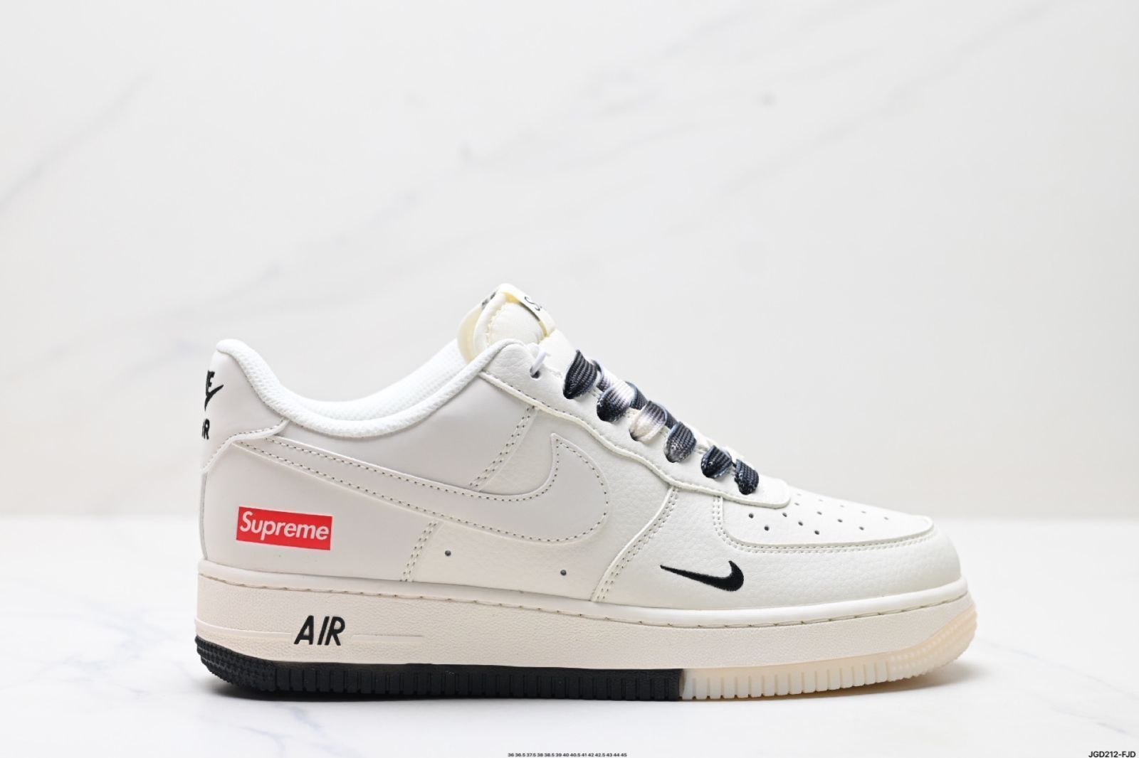 Nike ナイキ Air Force 1 ’07 LV8 エアフォースワン ロートップ ユニバーサル カジュアル スポーツ スケートシューズ
