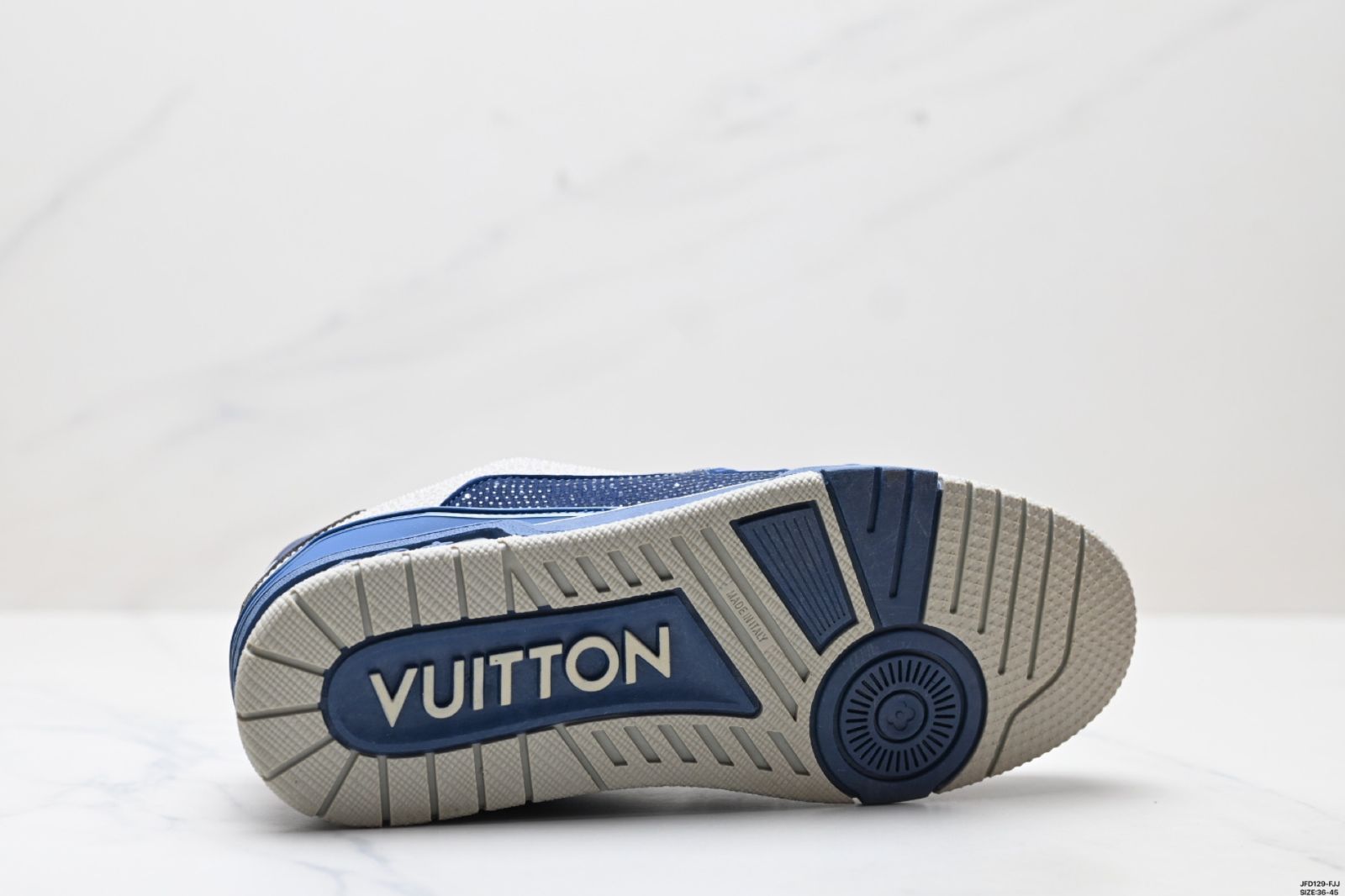 LV（ルイヴィトン）Louis Vuitton Trainer Sneaker Low レジャースポーツカルチャーユニセックススケートシューズ