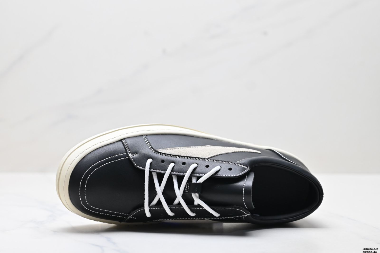 リック オウェンズ / RICK OWENS Hollywood 小牛皮 丸頭 靴紐付き ロートップスケートシューズ