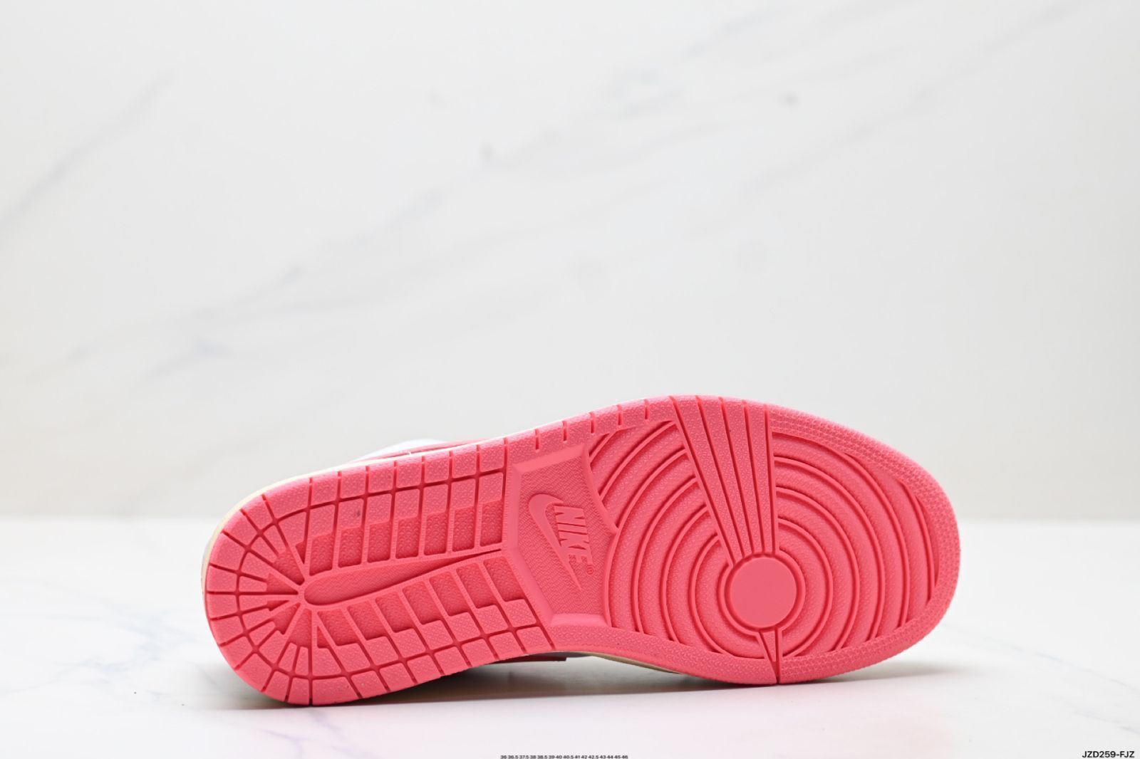 ナイキ Nike AIR JORDAN 1 LOW SE AJ1 ジョーダン 1 ロートップカジュアルスケートシューズ ナイキ Nike AIR JORDAN 1 LOW SE AJ1 ジョーダン 1 ロートップカジュアルスケートシューズ