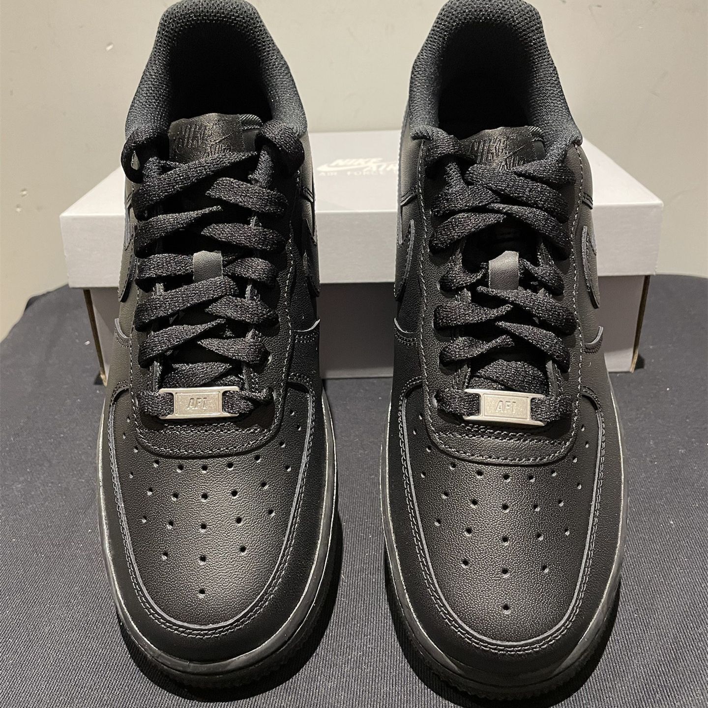 Nike Air Force 1 Low '07 Blackフラットシューズ Nike Air Force 1 Low '07 Blackフラットシューズ
