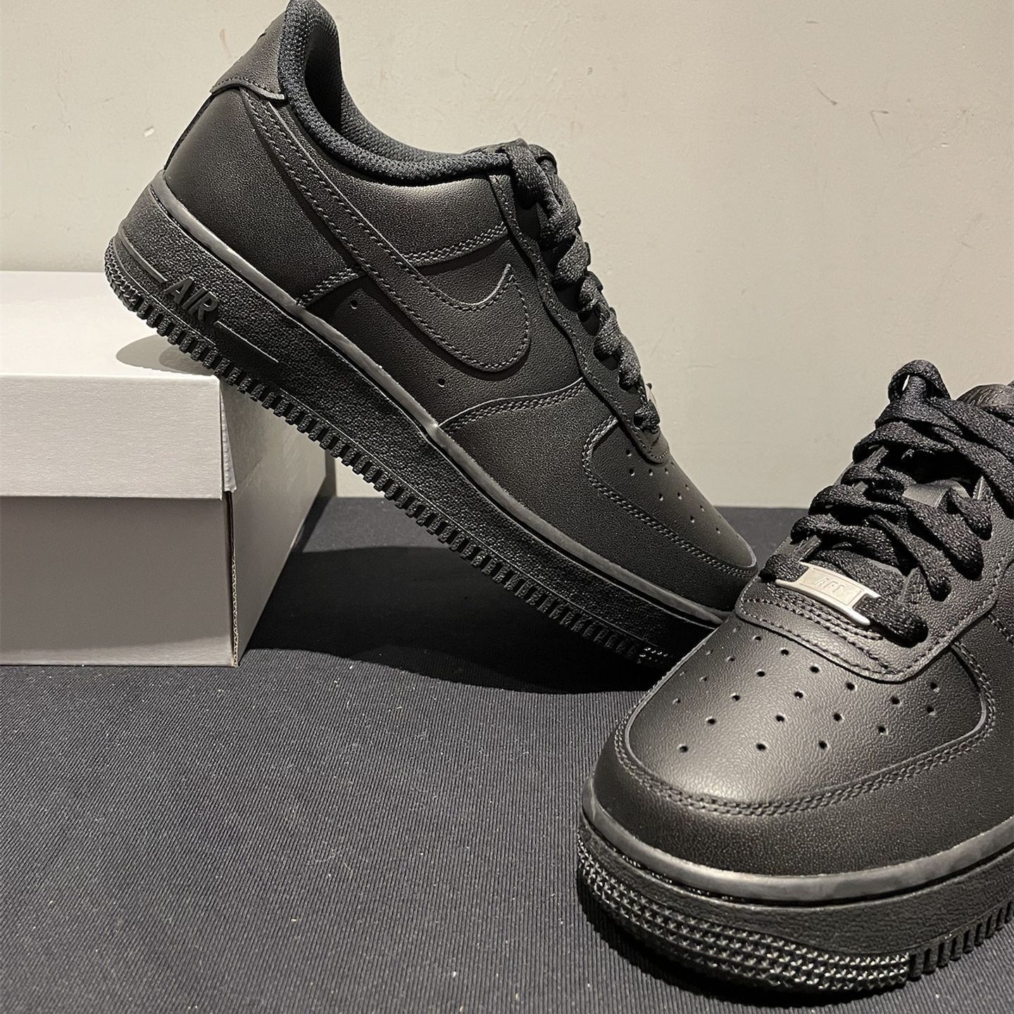 Nike Air Force 1 Low '07 Blackフラットシューズ Nike Air Force 1 Low '07 Blackフラットシューズ