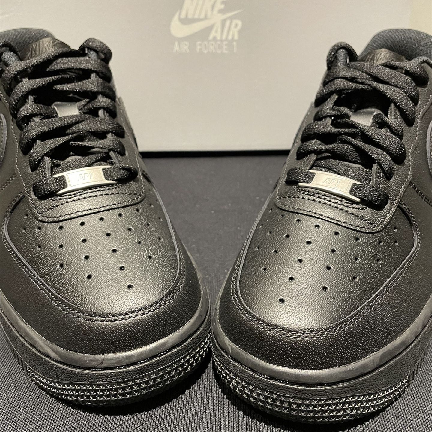 Nike Air Force 1 Low '07 Blackフラットシューズ Nike Air Force 1 Low '07 Blackフラットシューズ