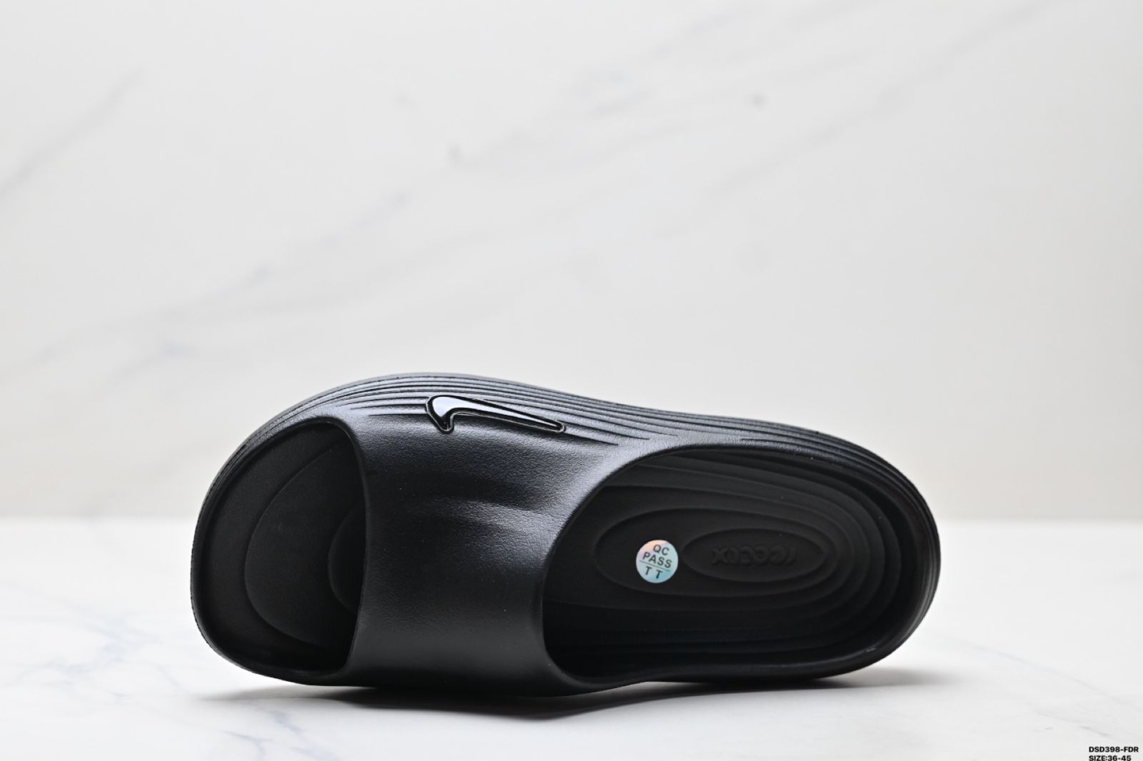 Nike ReactX REJUVEN8 Slide ナイキ シンプル快適 ドームシューズ