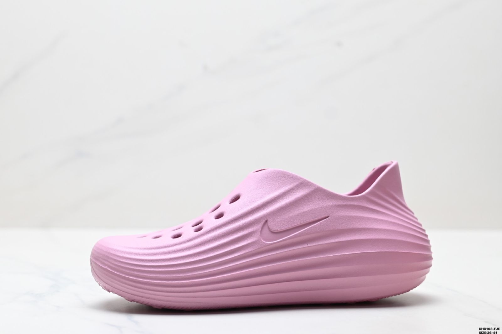Nike ReactX REJUVEN8(ナイキ リアクト X レジュベン 8) ナイキ シンプルで快適なドームシューズ Nike ReactX REJUVEN8(ナイキ リアクト X レジュベン 8) ナイキ シンプルで快適なドームシューズ