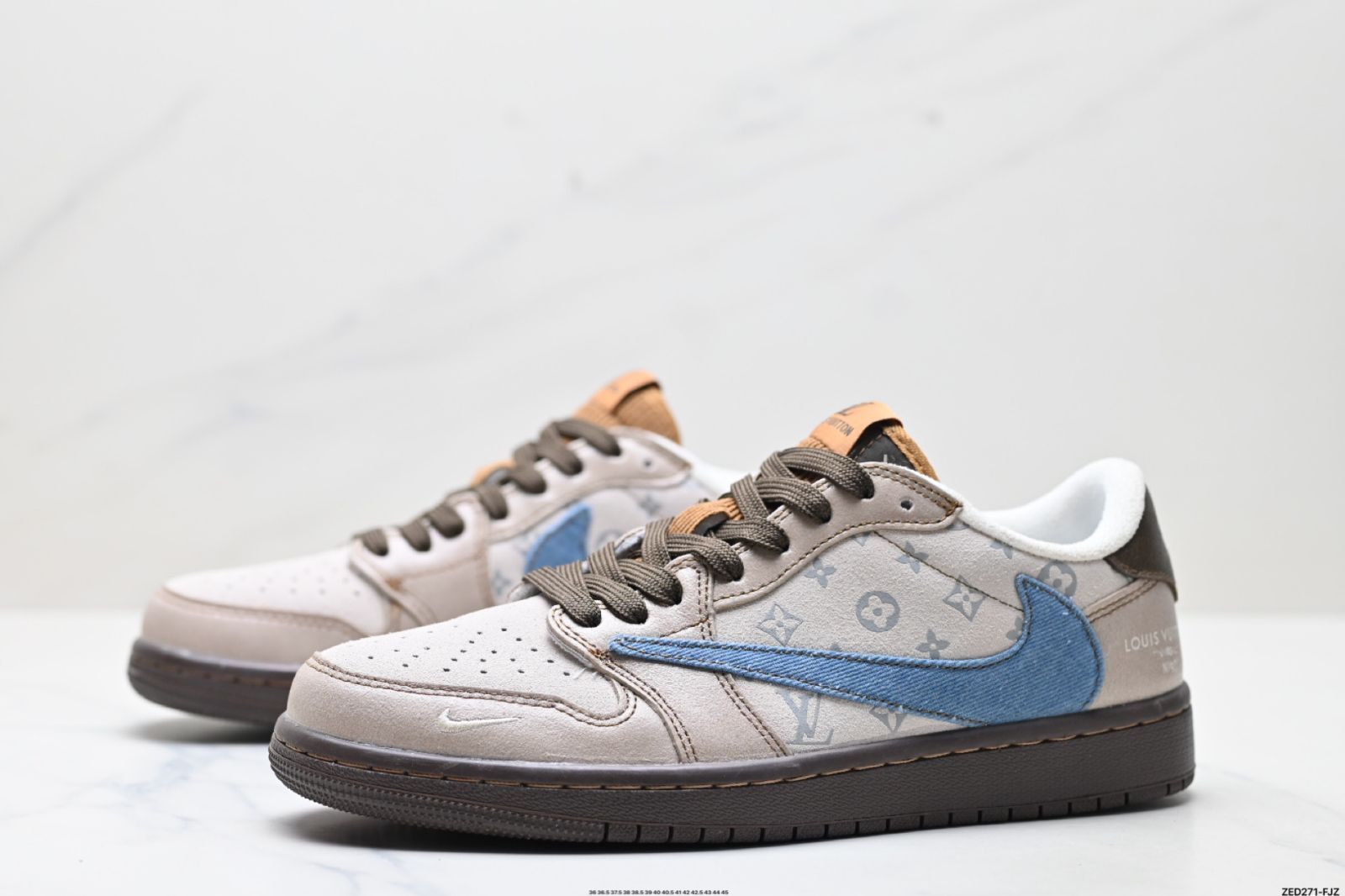 Air Jordanトラヴィス・スコット x エア・ジョーダン 1 AJ1 リバースモカ Air Jordanトラヴィス・スコット x エア・ジョーダン 1 AJ1 リバースモカ