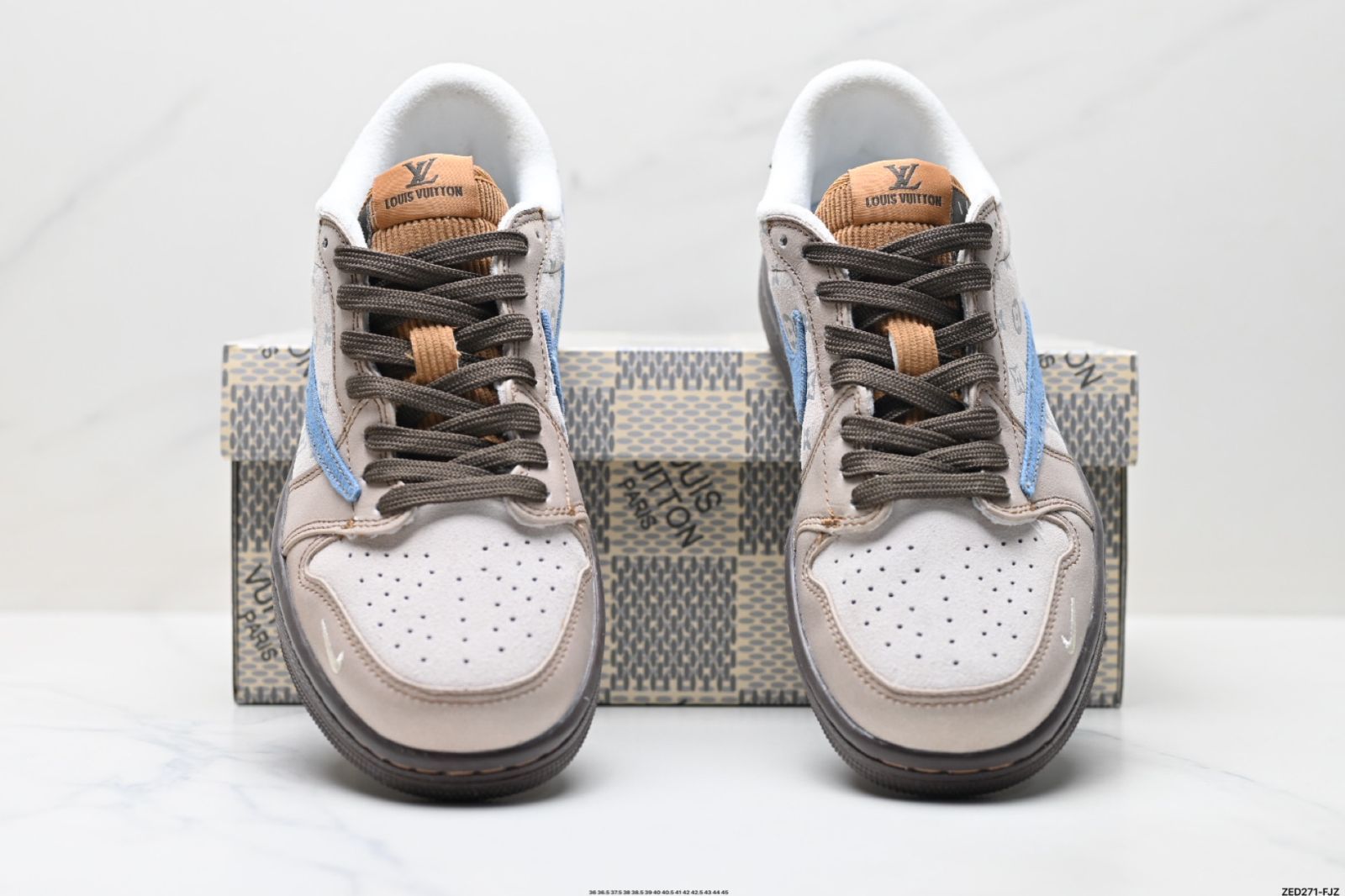 Air Jordanトラヴィス・スコット x エア・ジョーダン 1 AJ1 リバースモカ Air Jordanトラヴィス・スコット x エア・ジョーダン 1 AJ1 リバースモカ