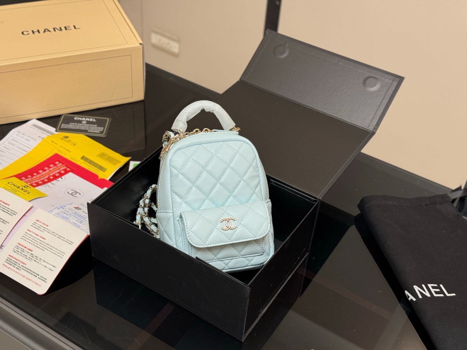 【今日特価】Chanel 24C ダブルショルダーバッグ ミニデザイン