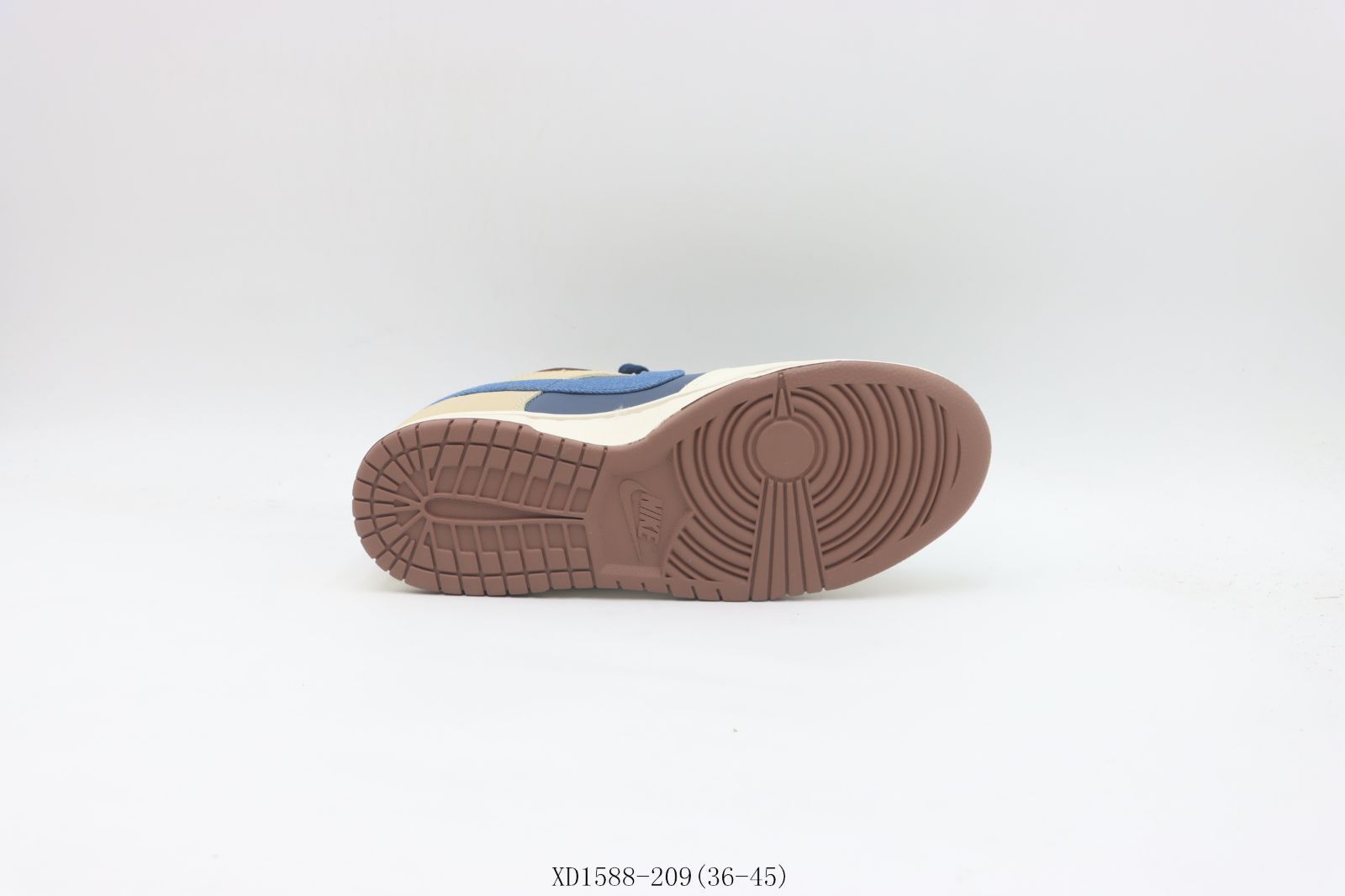 【今日特価】Nike ナイキ スケートシューズ XD1588-209 ホワイトブルーブラウン
