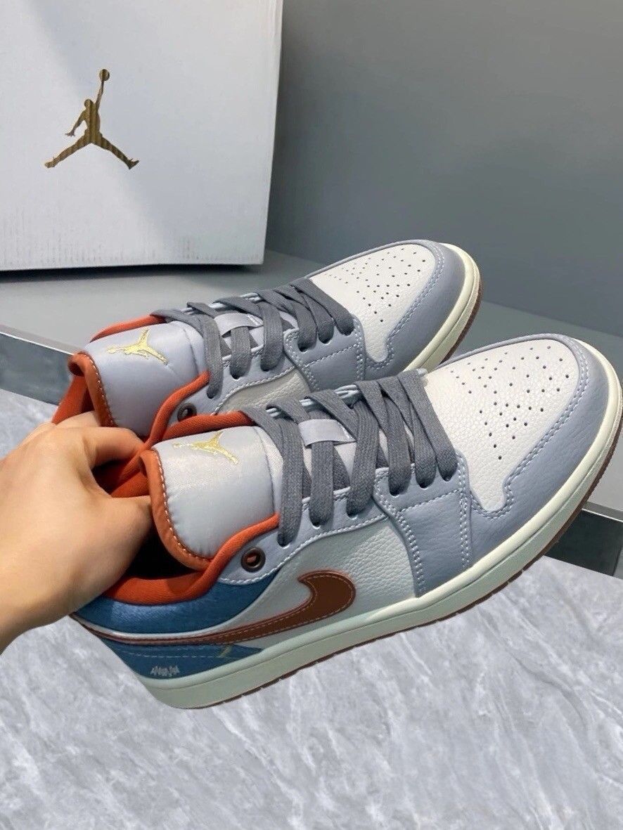 お値下げしました??即購入箱付新品?? Nike (WMNS) Air Jordan 1 Low 'Denim Phantom' ジョーダン お値下げしました??即購入箱付新品?? Nike (WMNS) Air Jordan 1 Low 'Denim Phantom' ジョーダン