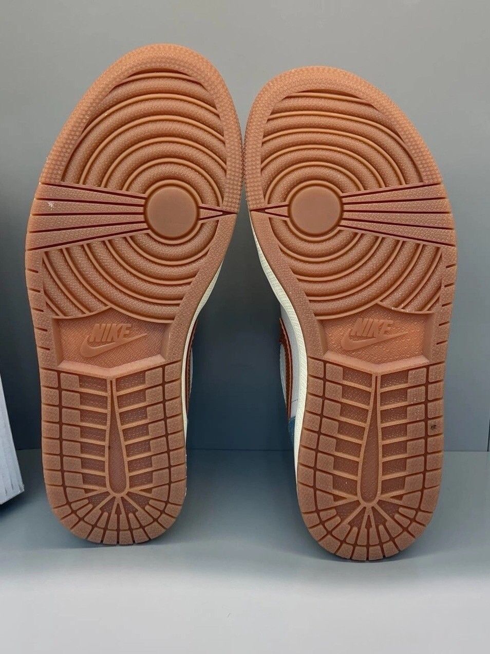 お値下げしました??即購入箱付新品?? Nike (WMNS) Air Jordan 1 Low 'Denim Phantom' ジョーダン お値下げしました??即購入箱付新品?? Nike (WMNS) Air Jordan 1 Low 'Denim Phantom' ジョーダン