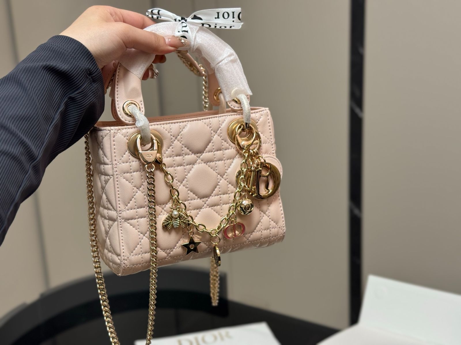 【今日特価】DIOR Lady Dior ライディオール 羊皮バージョン