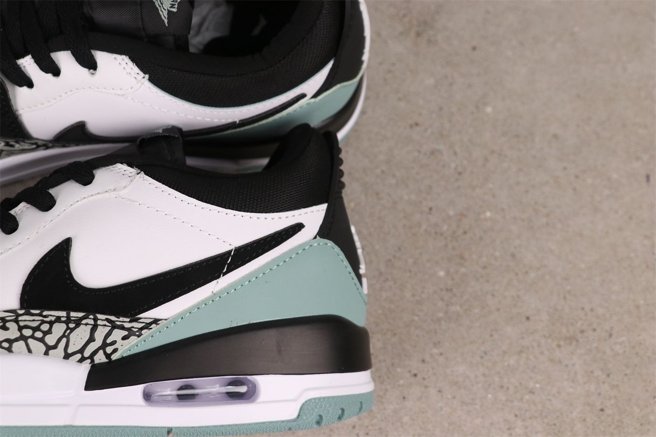 【今日特価】Air Jordan / エア ジョーダン Legacy 312 Low CD7069-109 ブラック ホワイト グリーン