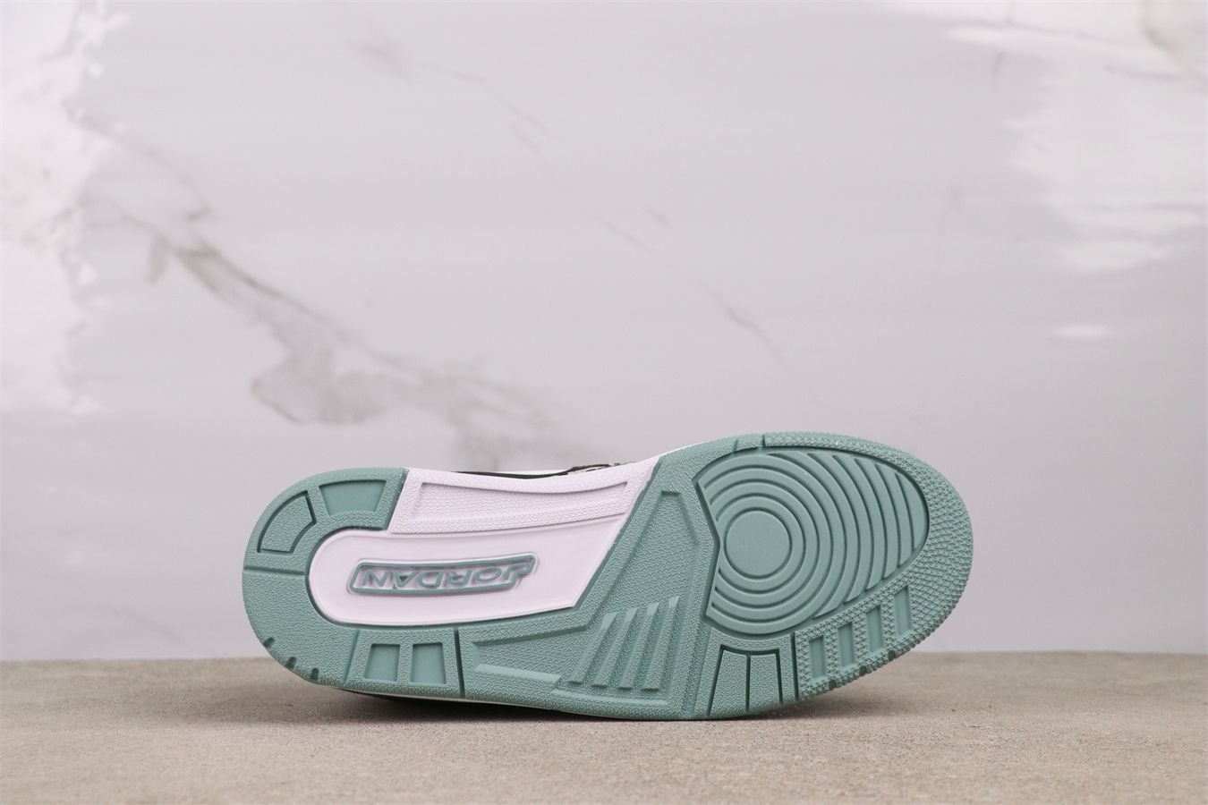 【今日特価】Air Jordan / エア ジョーダン Legacy 312 Low CD7069-109 ブラック ホワイト グリーン