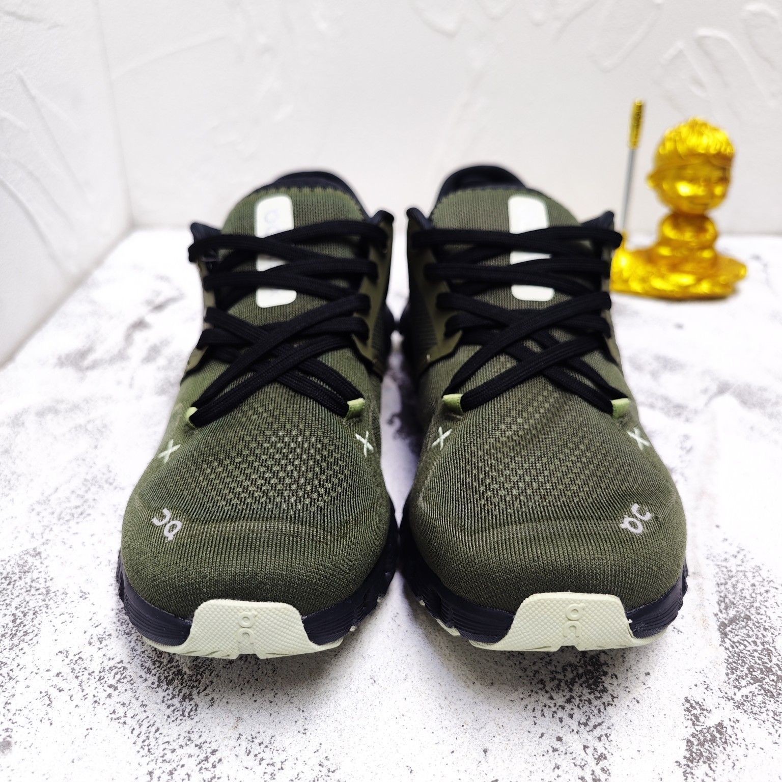 On Cloud X3 Sneakers オン クラウドX3 ジョギング スポーツ トレーニング ランニングシューズ メンズ レディース スニーカー タウンユース 新品 未使用 ミリタリーグリーン