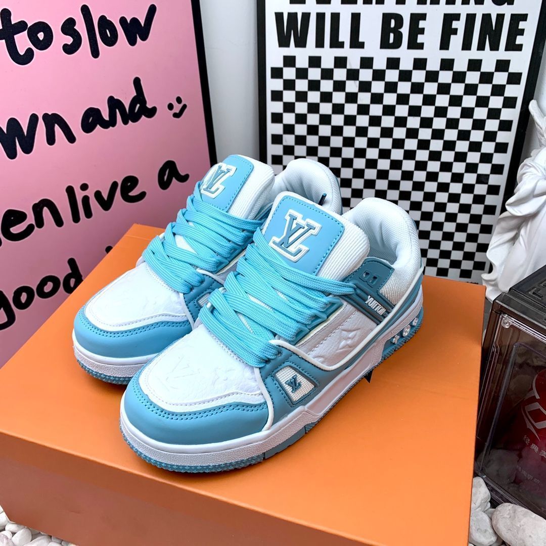 LOUIS VUITTON Trainer レザーカジュアルロートップファッションスニーカー青と白 LOUIS VUITTON Trainer レザーカジュアルロートップファッションスニーカー青と白