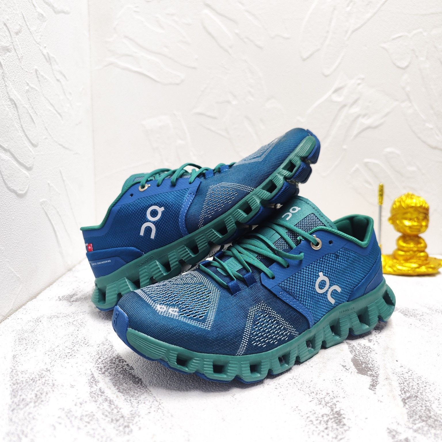 On Cloud X Sneakers オン クラウドX ジョギング スポーツ トレーニング ランニングシューズ メンズ レディース スニーカー タウンユース 新品 未使用 ブルー グリーン 2色 On Cloud X Sneakers オン クラウドX ジョギング スポーツ トレーニング ランニングシューズ メンズ レディース スニーカー タウンユース 新品 未使用 ブルー グリーン 2色