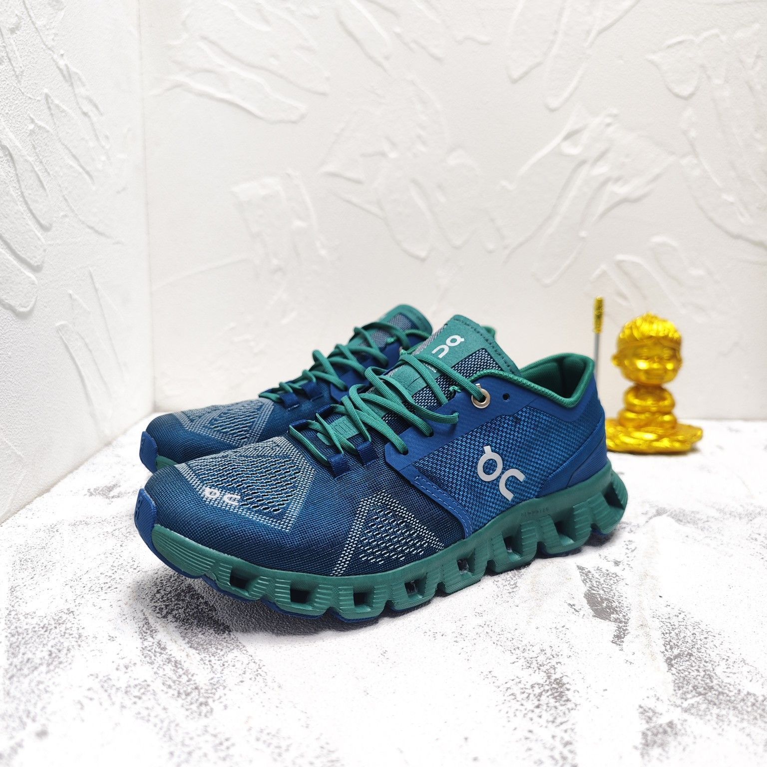 On Cloud X Sneakers オン クラウドX ジョギング スポーツ トレーニング ランニングシューズ メンズ レディース スニーカー タウンユース 新品 未使用 ブルー グリーン 2色 On Cloud X Sneakers オン クラウドX ジョギング スポーツ トレーニング ランニングシューズ メンズ レディース スニーカー タウンユース 新品 未使用 ブルー グリーン 2色