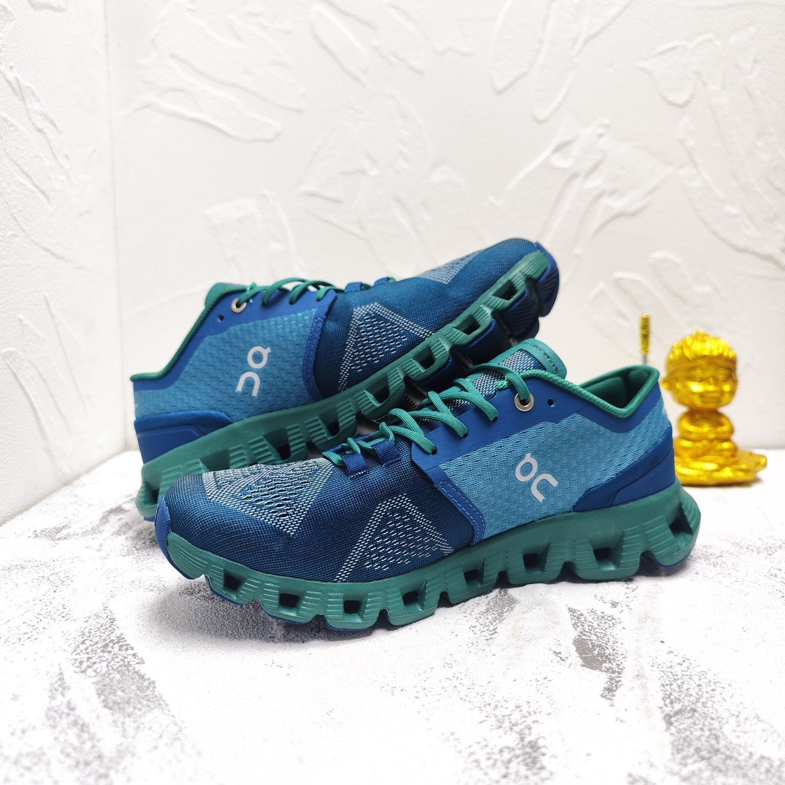 On Cloud X Sneakers オン クラウドX ジョギング スポーツ トレーニング ランニングシューズ メンズ レディース スニーカー タウンユース 新品 未使用 ブルー グリーン 2色 On Cloud X Sneakers オン クラウドX ジョギング スポーツ トレーニング ランニングシューズ メンズ レディース スニーカー タウンユース 新品 未使用 ブルー グリーン 2色
