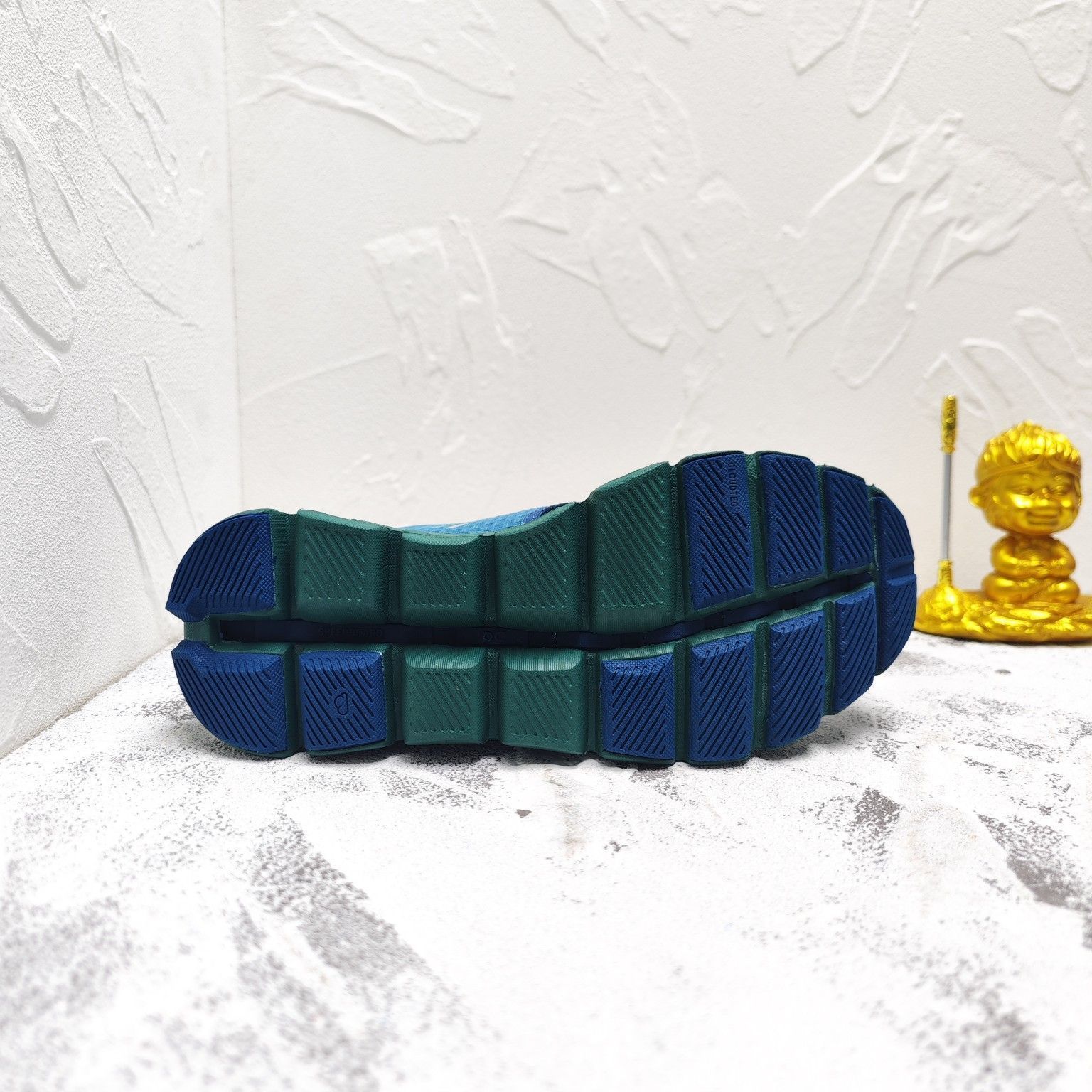 On Cloud X Sneakers オン クラウドX ジョギング スポーツ トレーニング ランニングシューズ メンズ レディース スニーカー タウンユース 新品 未使用 ブルー グリーン 2色 On Cloud X Sneakers オン クラウドX ジョギング スポーツ トレーニング ランニングシューズ メンズ レディース スニーカー タウンユース 新品 未使用 ブルー グリーン 2色