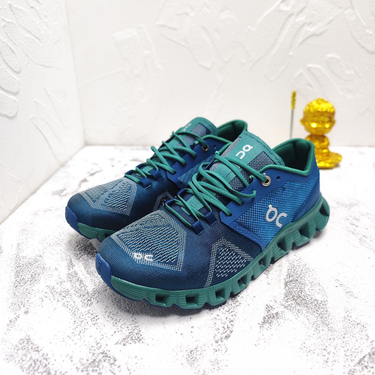 On Cloud X Sneakers オン クラウドX ジョギング スポーツ トレーニング ランニングシューズ メンズ レディース スニーカー タウンユース 新品 未使用 ブルー グリーン 2色 On Cloud X Sneakers オン クラウドX ジョギング スポーツ トレーニング ランニングシューズ メンズ レディース スニーカー タウンユース 新品 未使用 ブルー グリーン 2色