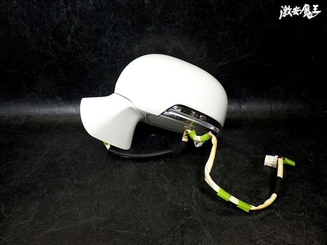 ☆即納☆ 点灯OK！トヨタ純正 GRS200 クラウン ドアミラー サイドミラー ウィンカー 左 助手席 9ピン 062 パールホワイト系 MITSUBA 30-342