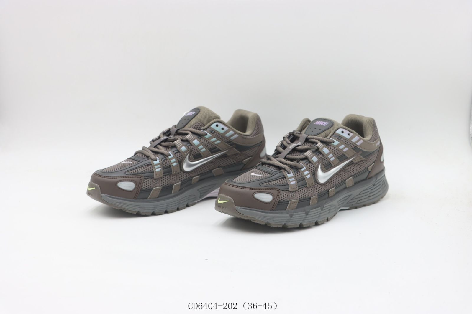 【今日特価】ナイキ Nike ランニングシューズ CD6404-202 褐色 【今日特価】ナイキ Nike ランニングシューズ CD6404-202 褐色