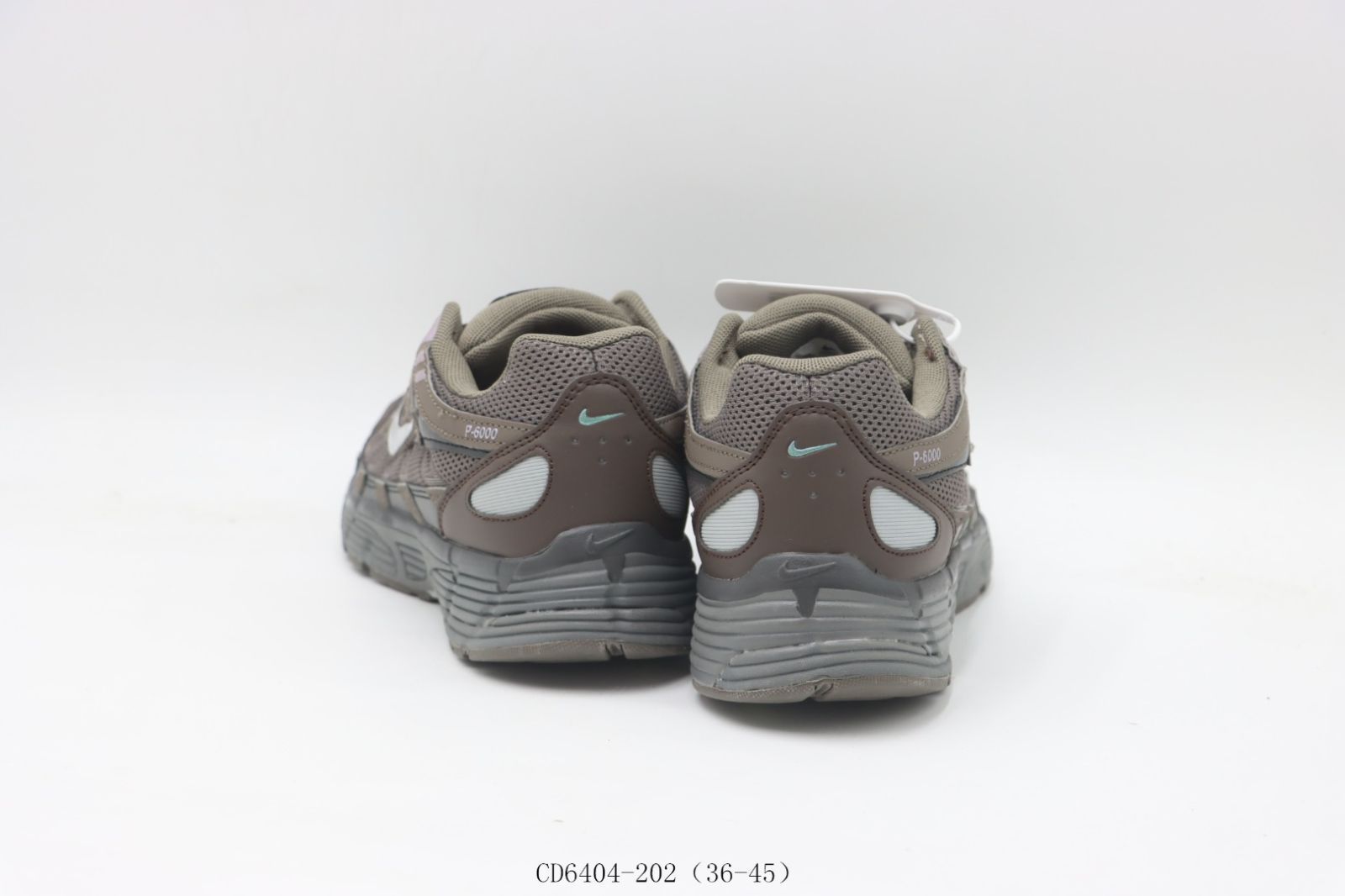 【今日特価】ナイキ Nike ランニングシューズ CD6404-202 褐色 【今日特価】ナイキ Nike ランニングシューズ CD6404-202 褐色