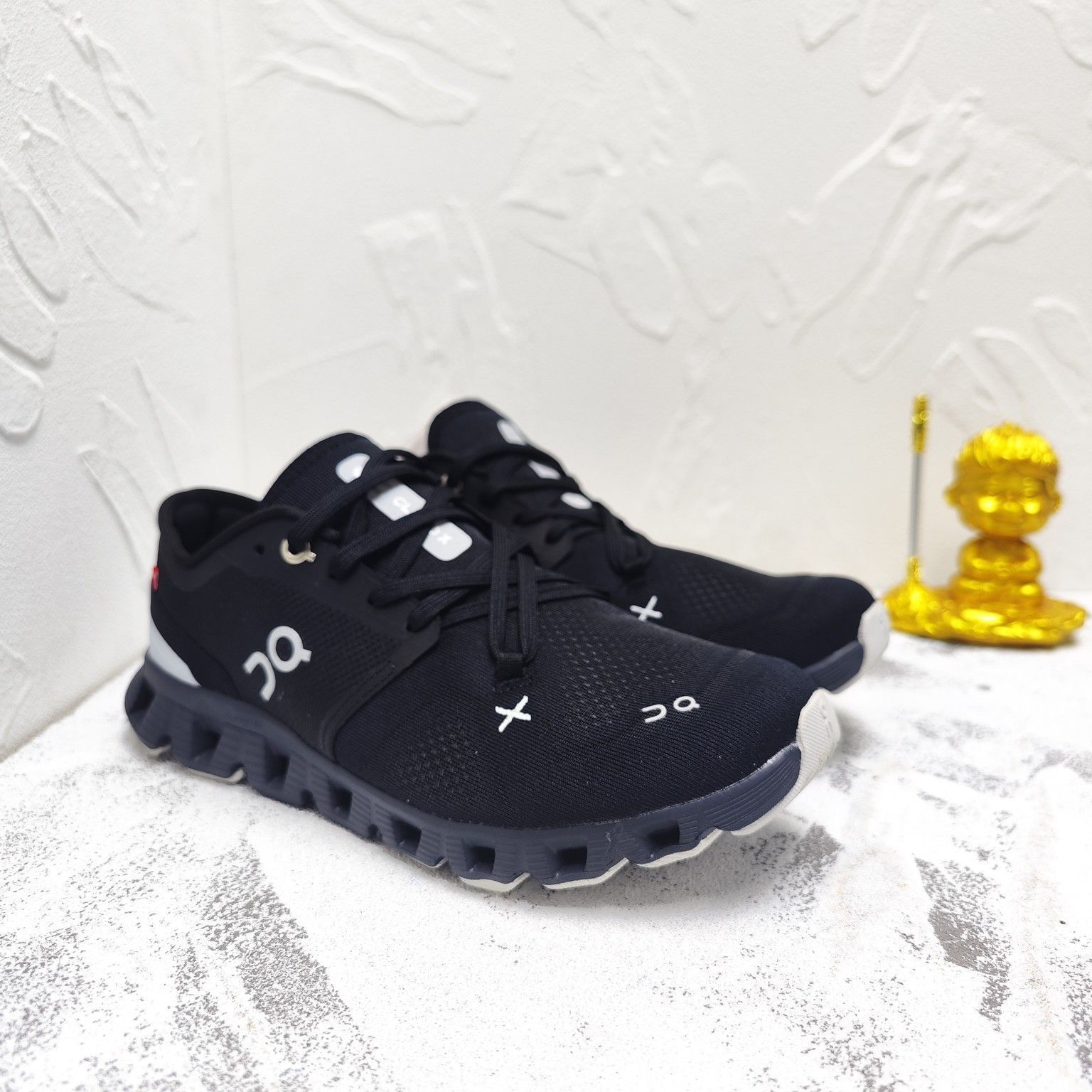 On Cloud X3 Sneakers オン クラウドX3 ジョギング スポーツ トレーニング ランニングシューズ メンズ レディース スニーカー タウンユース 新品 未使用 ブラック　全色